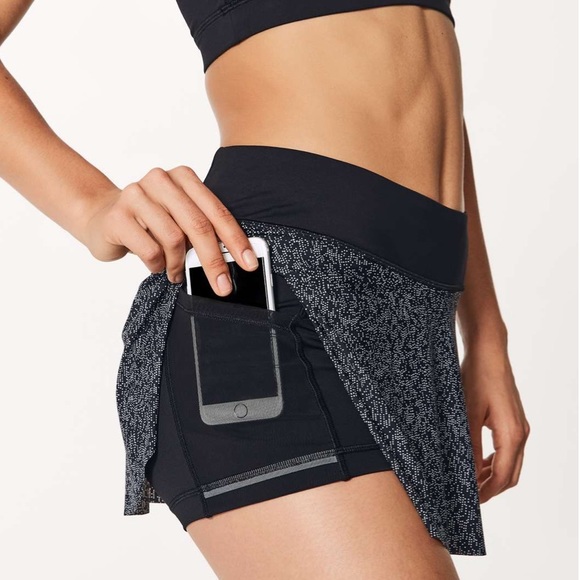 Lululemon Quick Pace Skirt - Picture 4 of 9